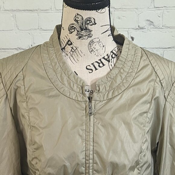 ELIE TAHARI tan lightweight windbreaker jacket 10 - Picture 3 of 10